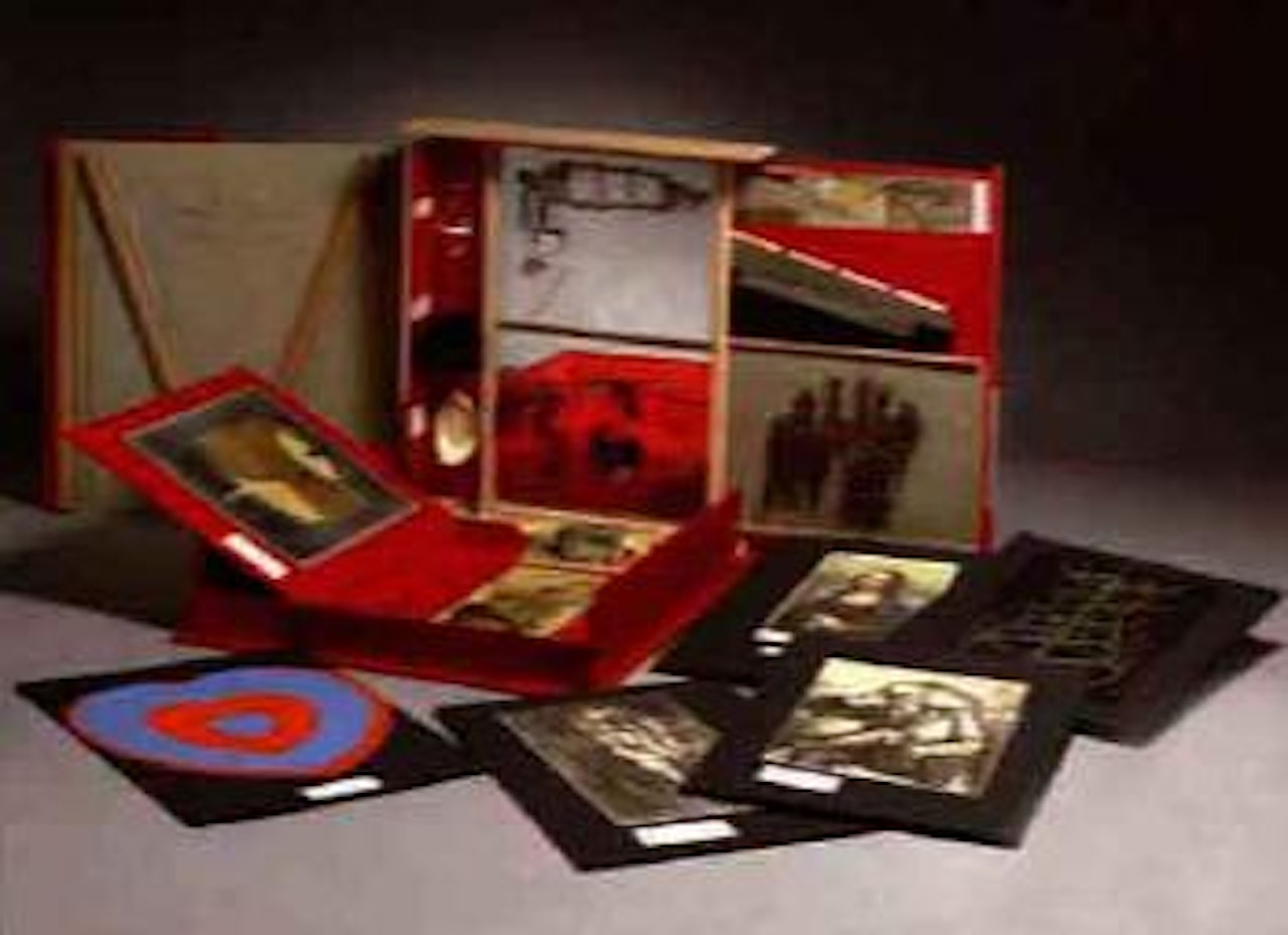 La boite en valise by Marcel Duchamp