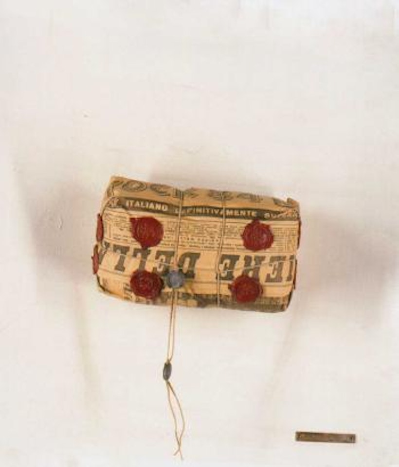 Parcel by Piero Manzoni