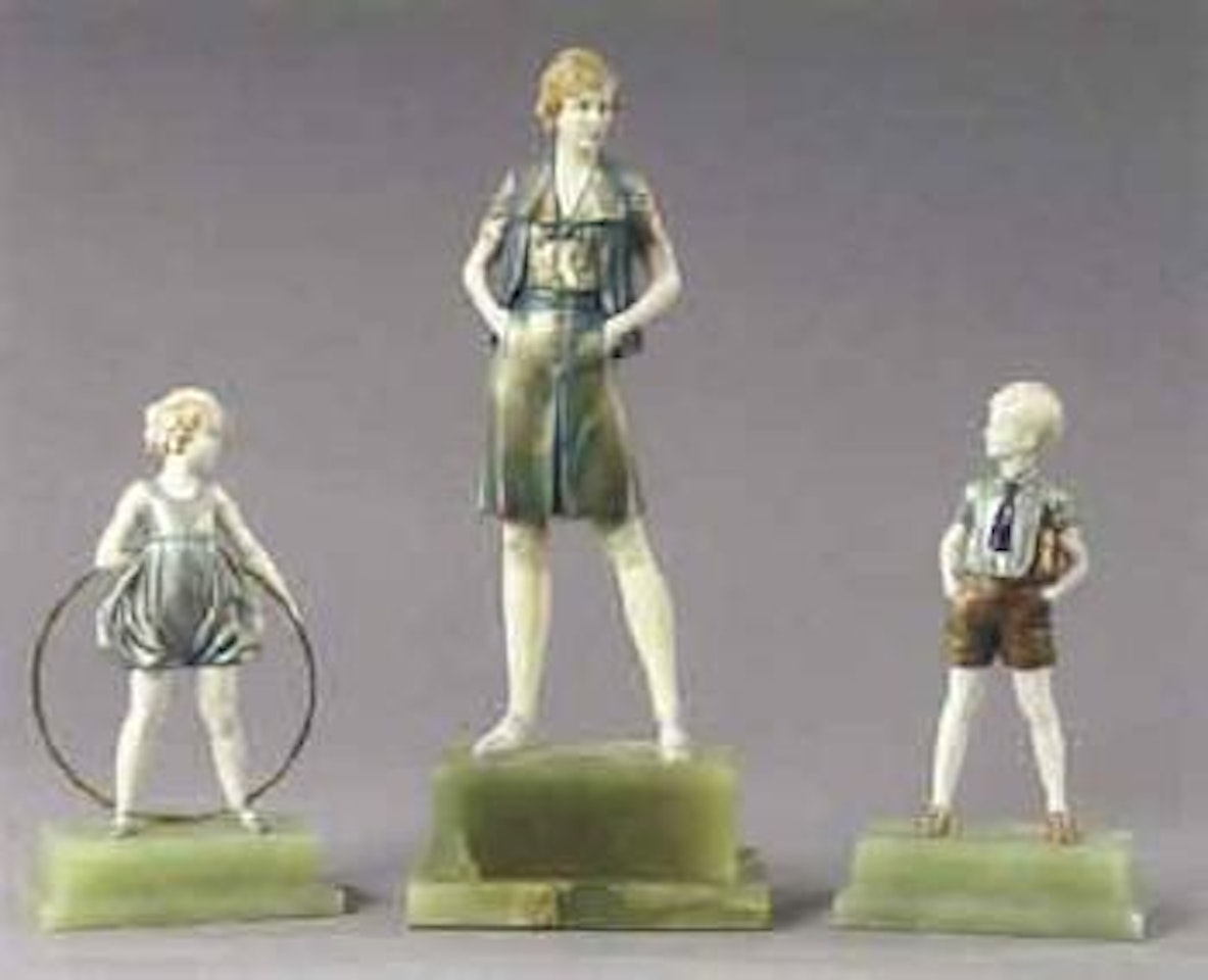 Mother and two children by Ferdinand Preiss