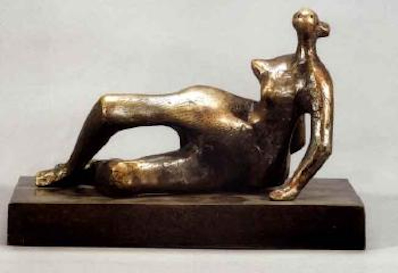 Maquette for reclining figure no.7 by Henry Moore