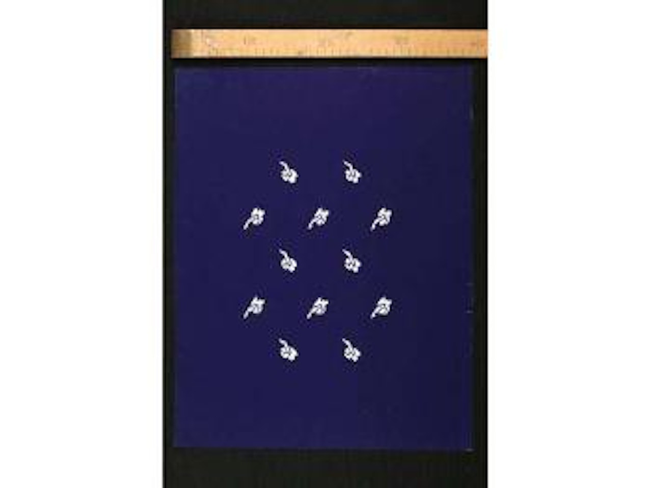 Feuilles stylisees sur fond bleu by Raoul Dufy