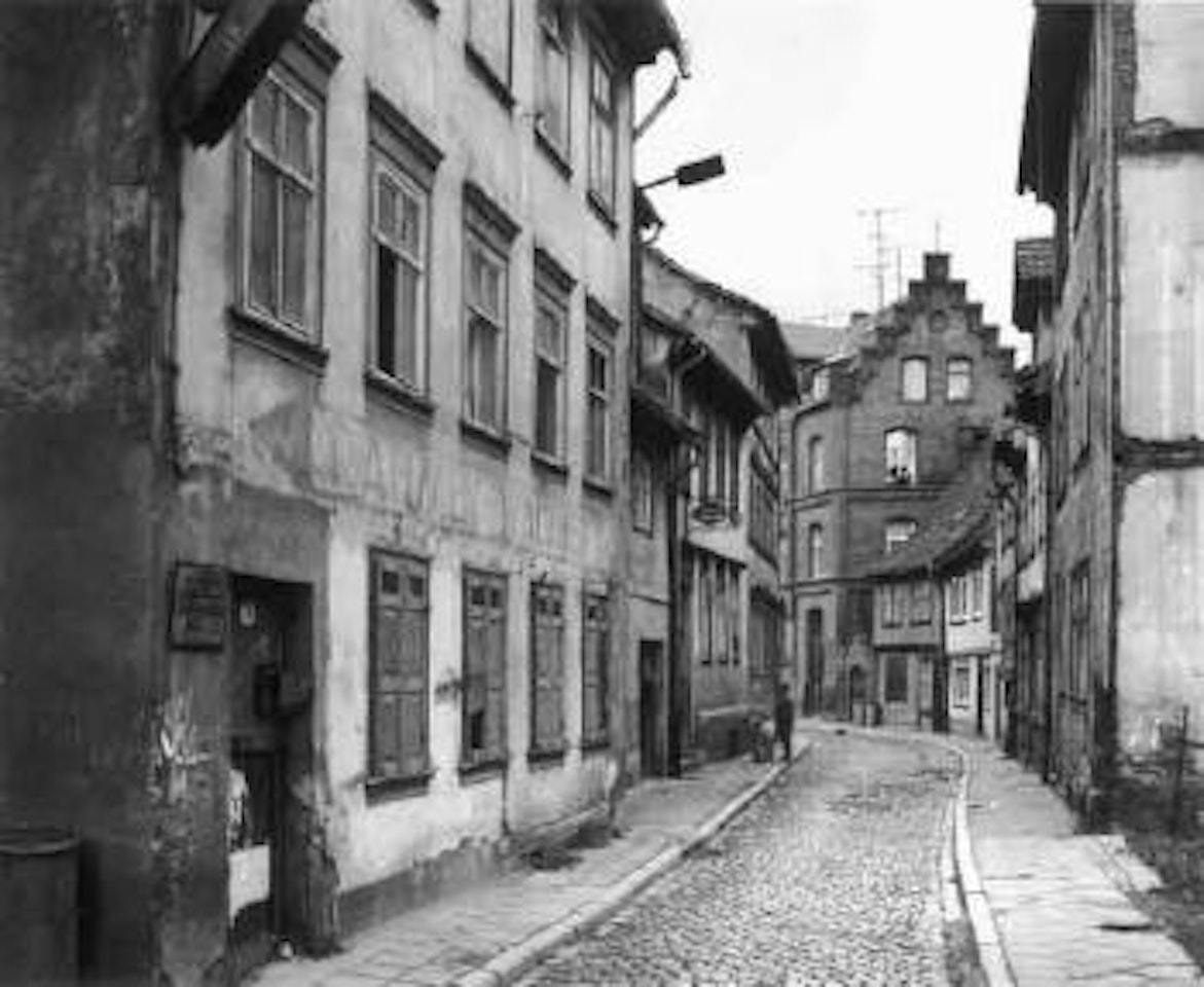 Fischersand, Erfurth by Thomas Struth
