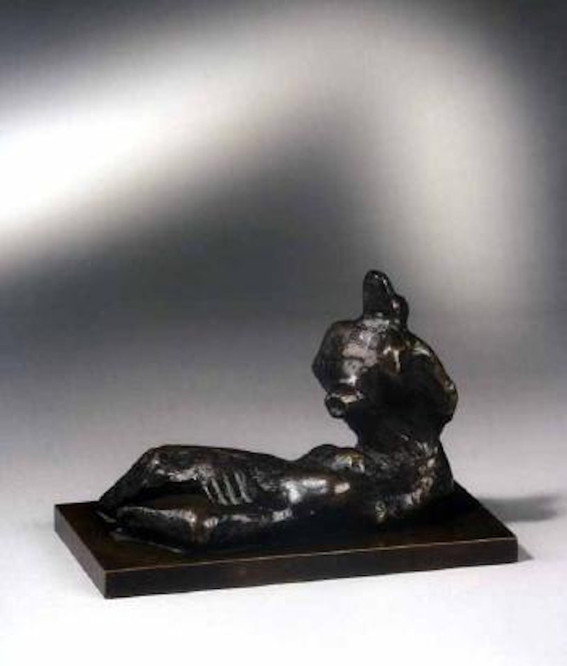 Reclining figure, Flint by Henry Moore