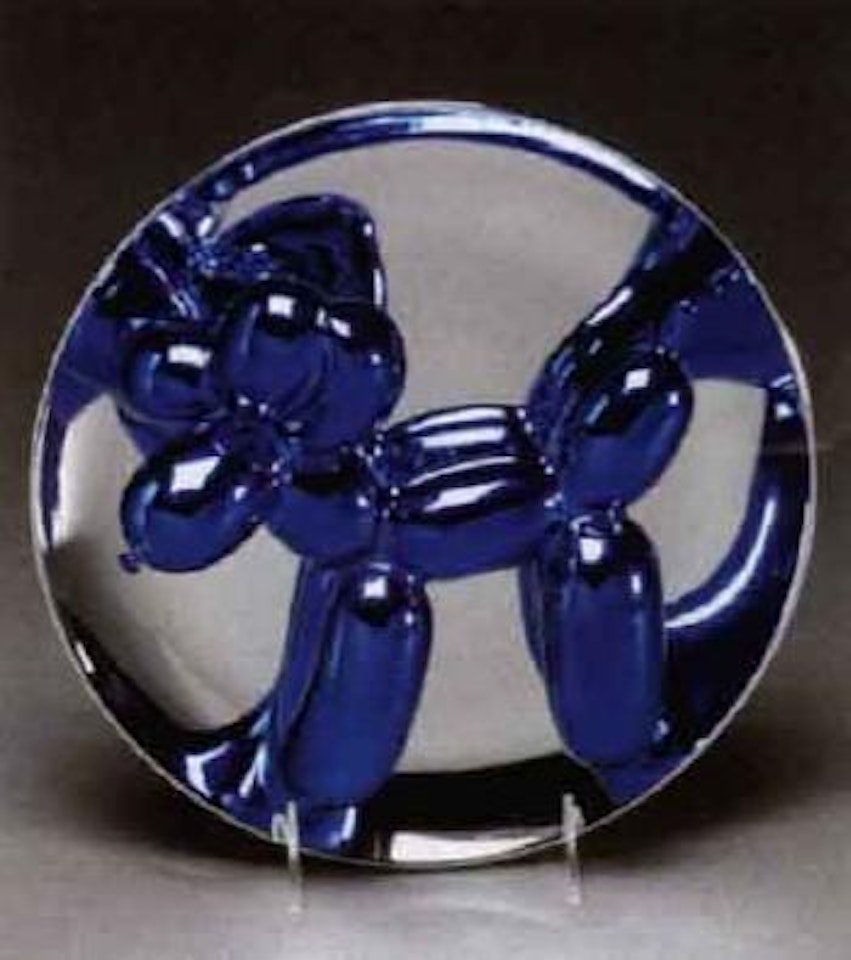 Balloon dog by Jeff Koons