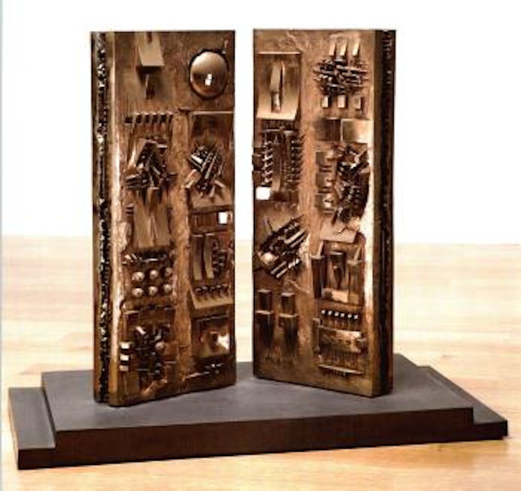 Oedipus' doors by Arnaldo Pomodoro