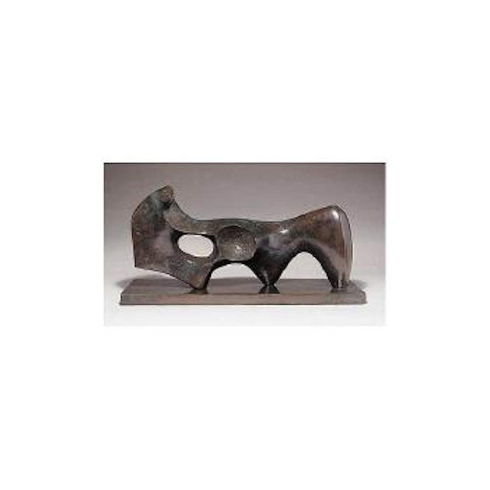 Reclining figure - circle by Henry Moore