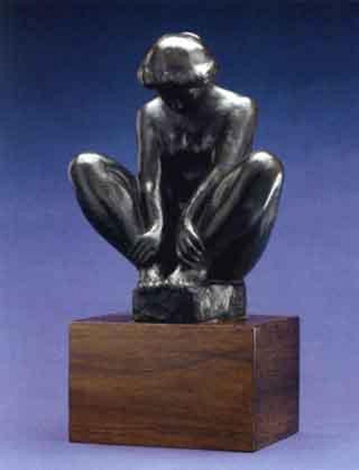 Femme se tenant les deux pieds by Aristide Maillol