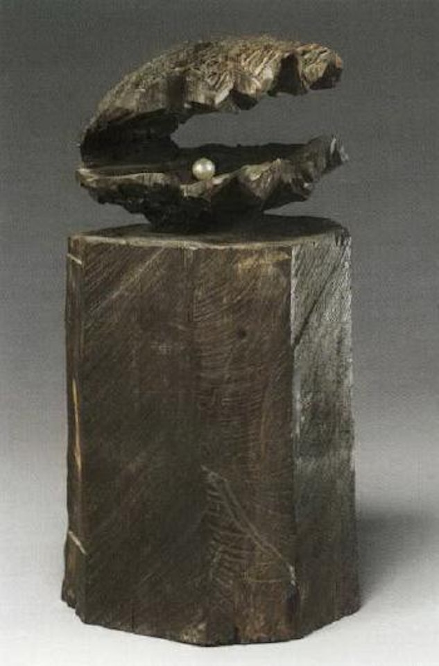 Auster, oyster by Stephan Balkenhol