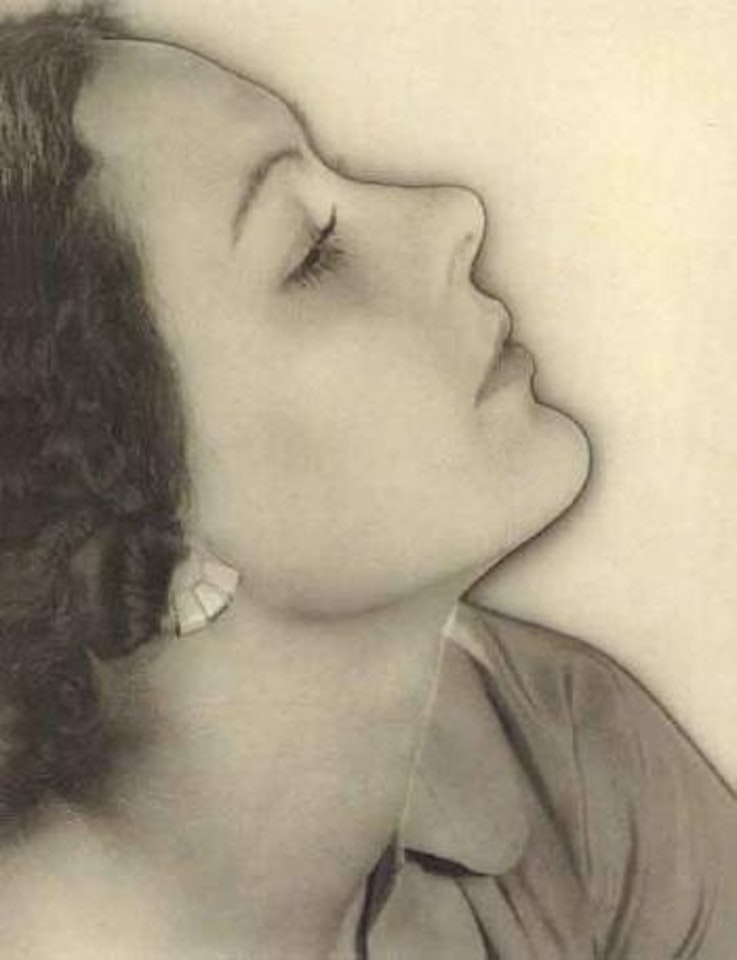 Feminnine profile solarized by Man Ray