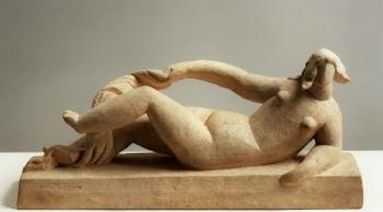 Femme couchee a la draperie by Henri Laurens
