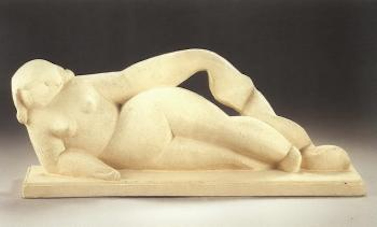 Femme couchee tenant une draperie by Henri Laurens