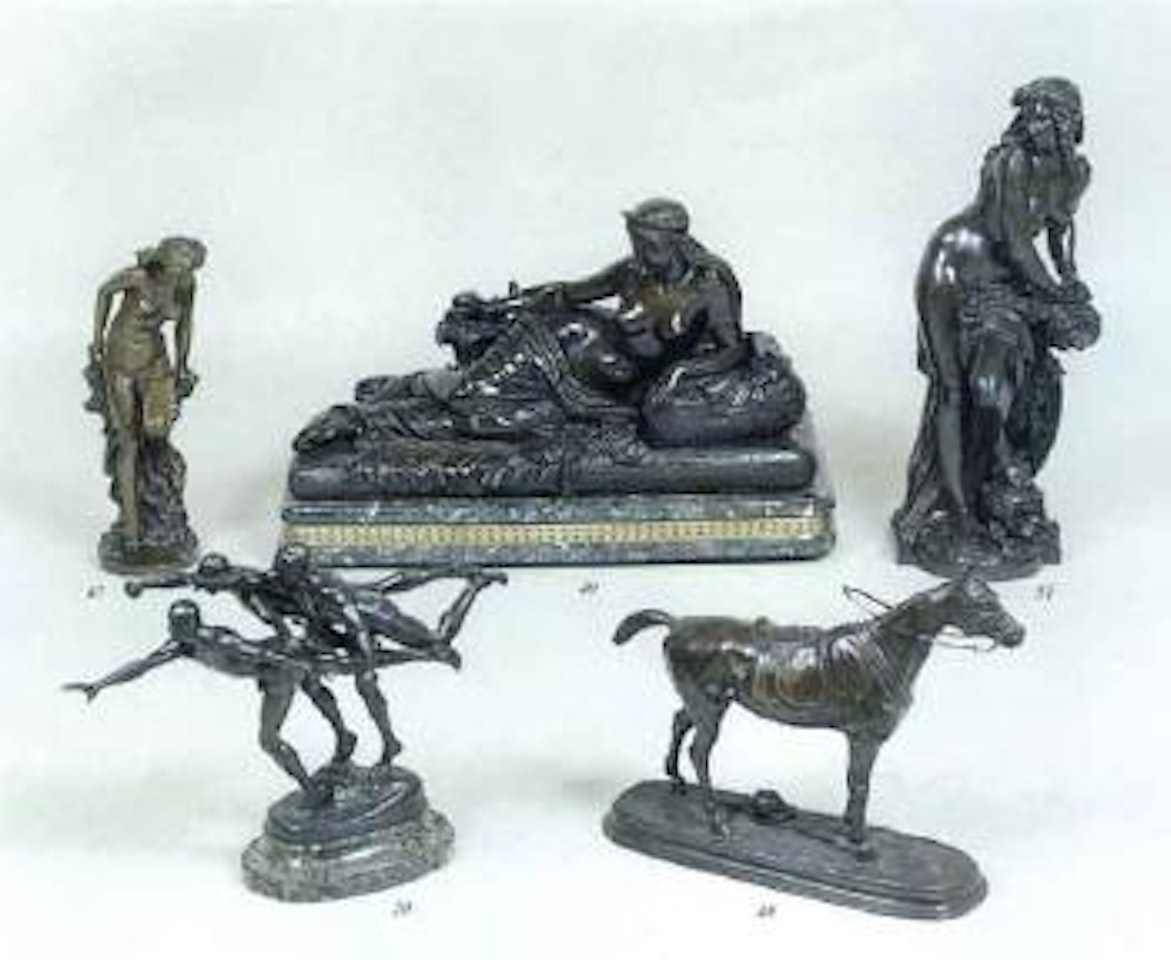 Frileuse by Jean-Baptiste Carpeaux