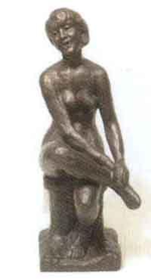Girl dressing and smiling by Arne Durban