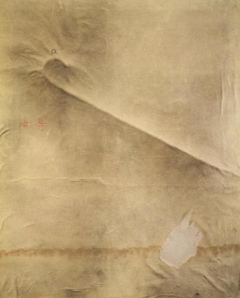 Efecto de baston en relieve by Antoni Tapies