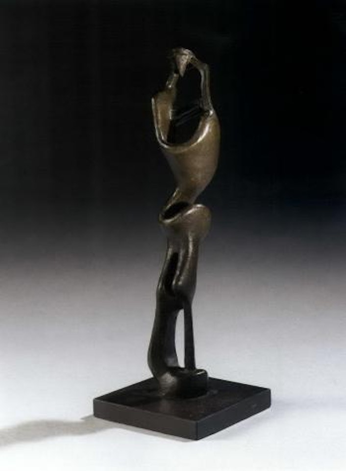 Standing figure no.4 by Henry Moore