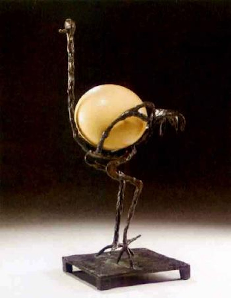 Autruche sur socle by Diego Giacometti