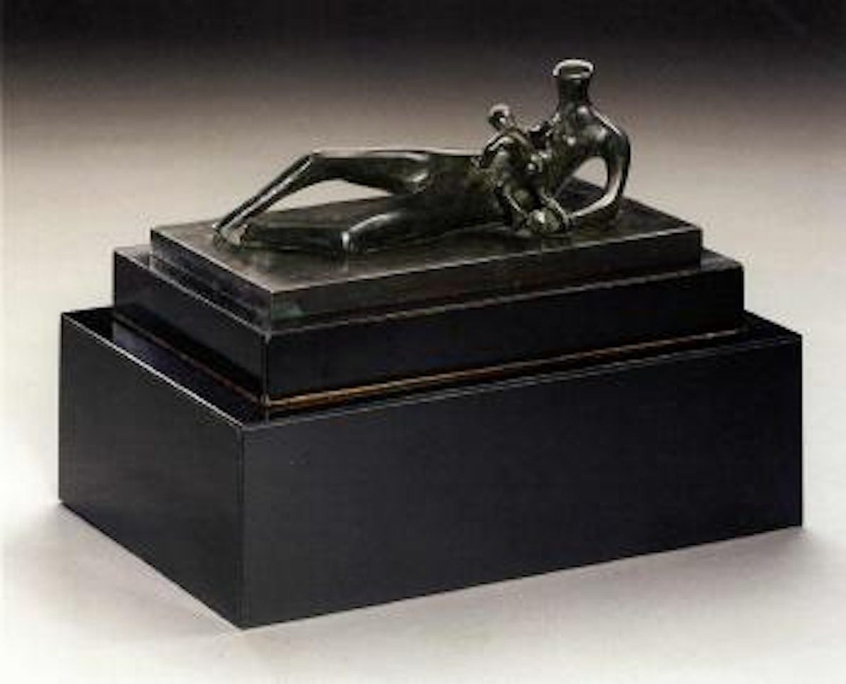 Reclining mother and child IV by Henry Moore