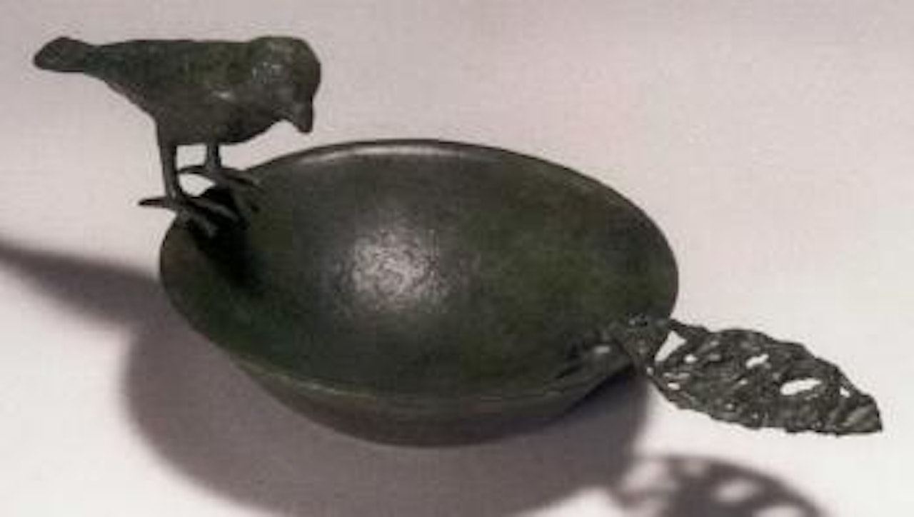 Coupelle-cendrier a l'oiseau, modele pour cigarette by Diego Giacometti