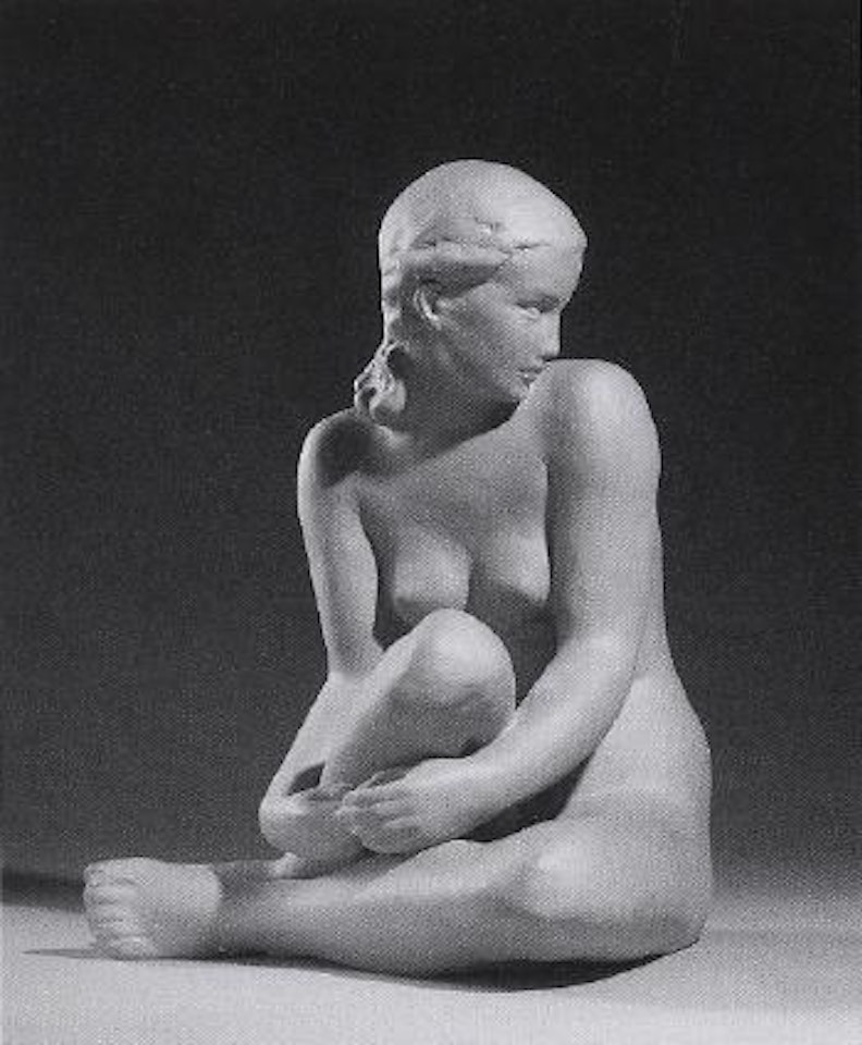 Seated woman by Fritz Klimsch