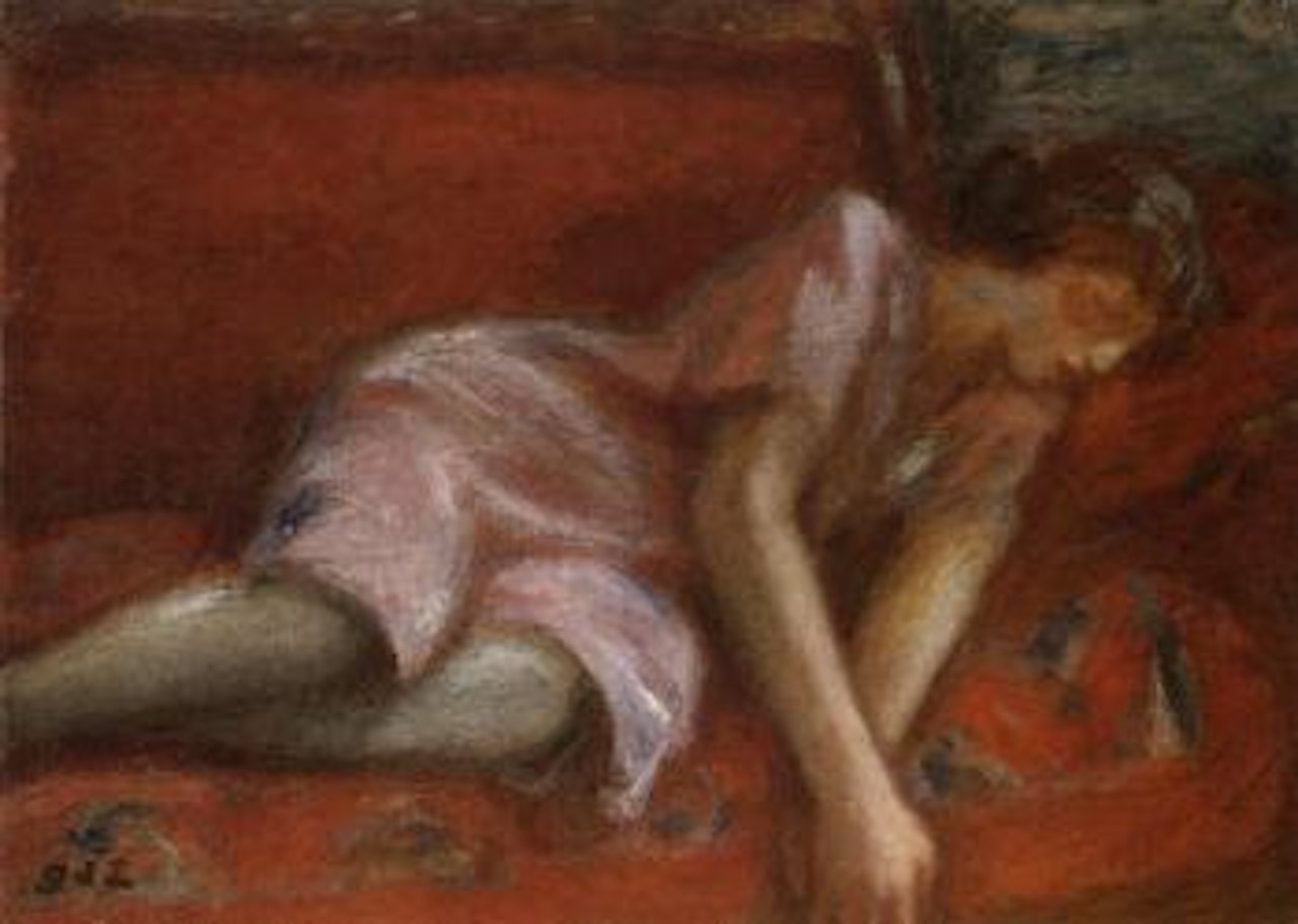 Femme endormie sur le sofa rouge by Georges d’Espagnat