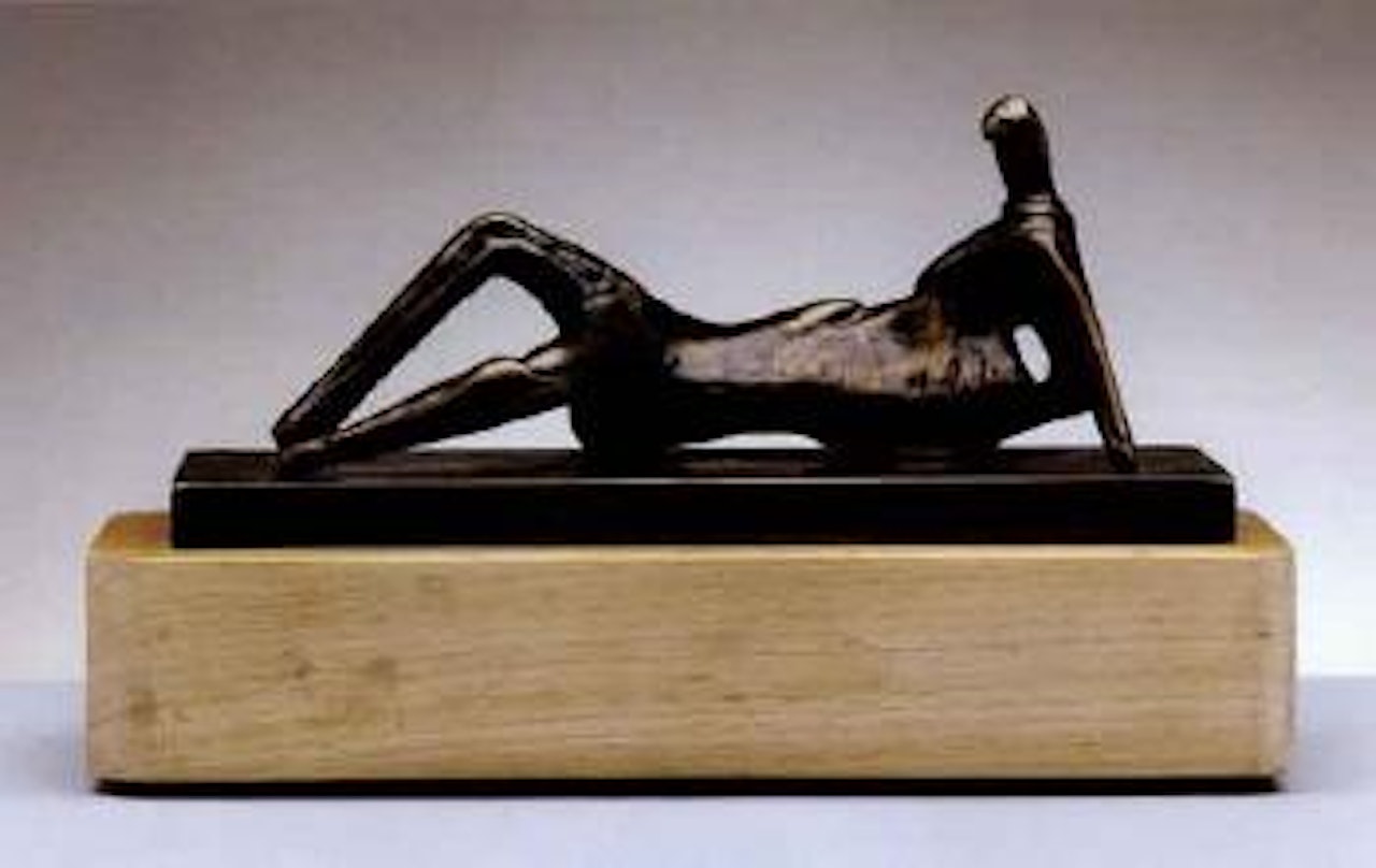 Reclining figure - spider by Henry Moore
