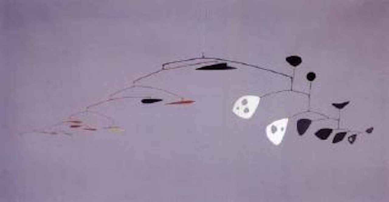 Dos Discos Blancos by Alexander Calder