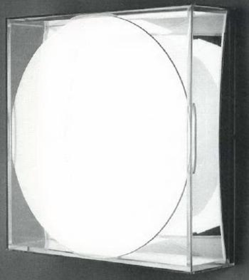 Mirror object by Adolf Luther