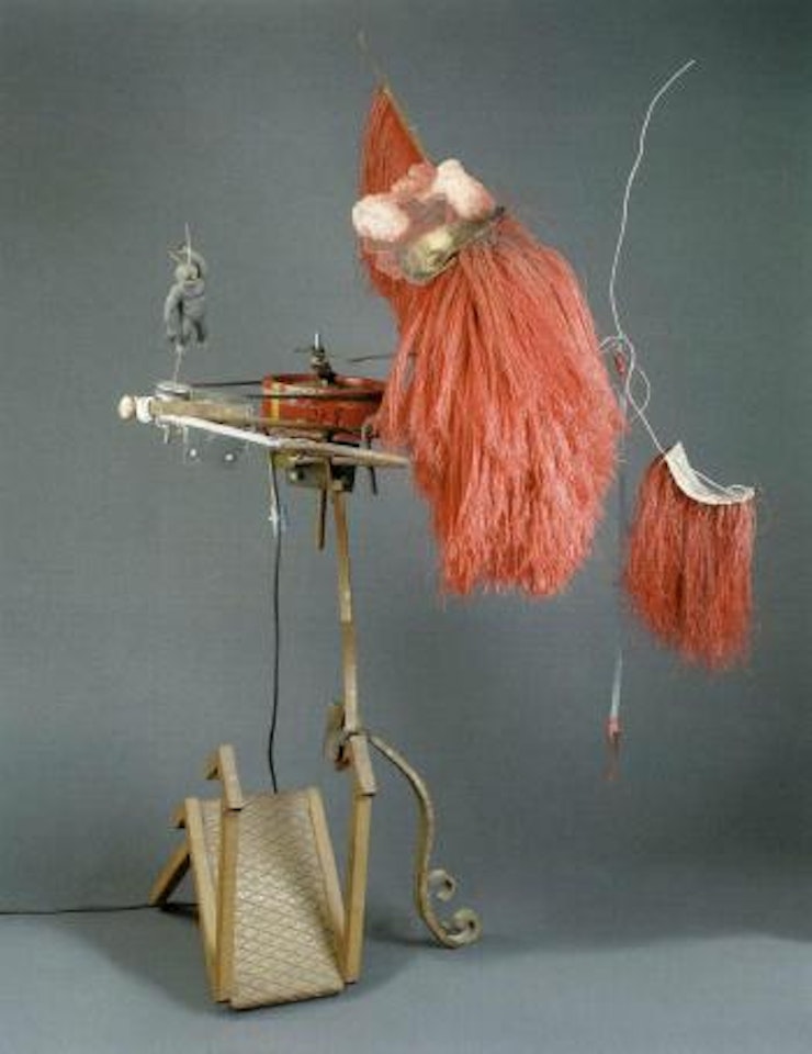 Le drapeau rouge by Jean Tinguely