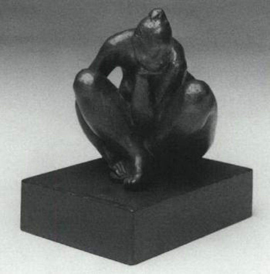 Victoria Sentada by Francisco Zuñiga