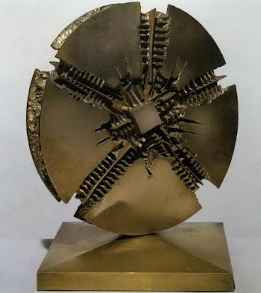 Disco by Arnaldo Pomodoro