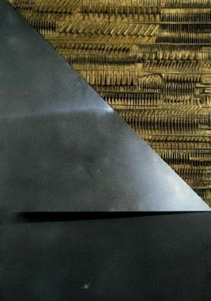 Senza titolo by Arnaldo Pomodoro