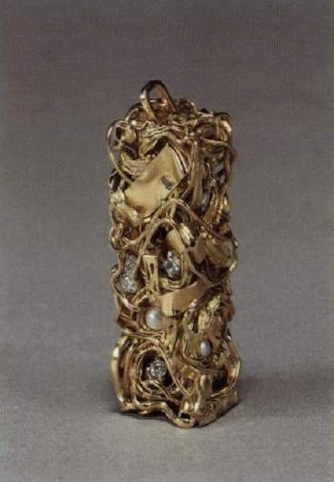Compression de bijoux by César