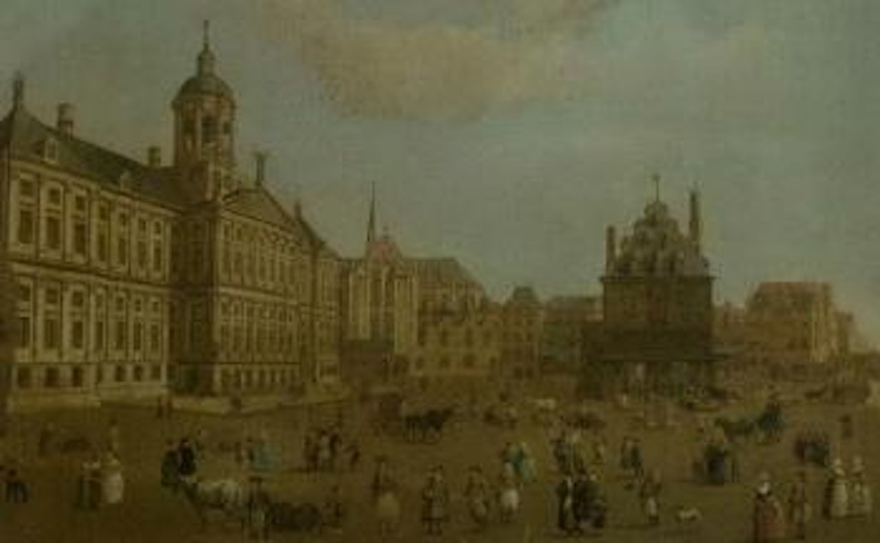 Numerous townfolk on the Damsquare, Amsterdam by Dutch School