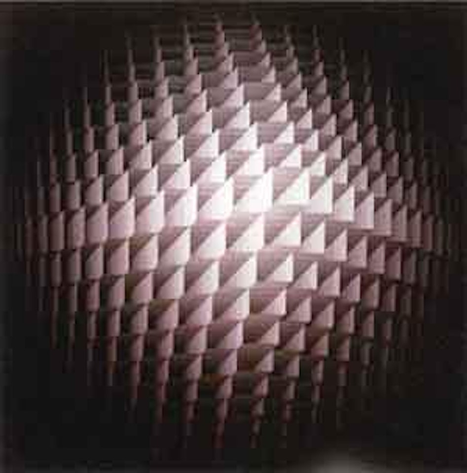 Structure spherique by Jean-Pierre Yvaral