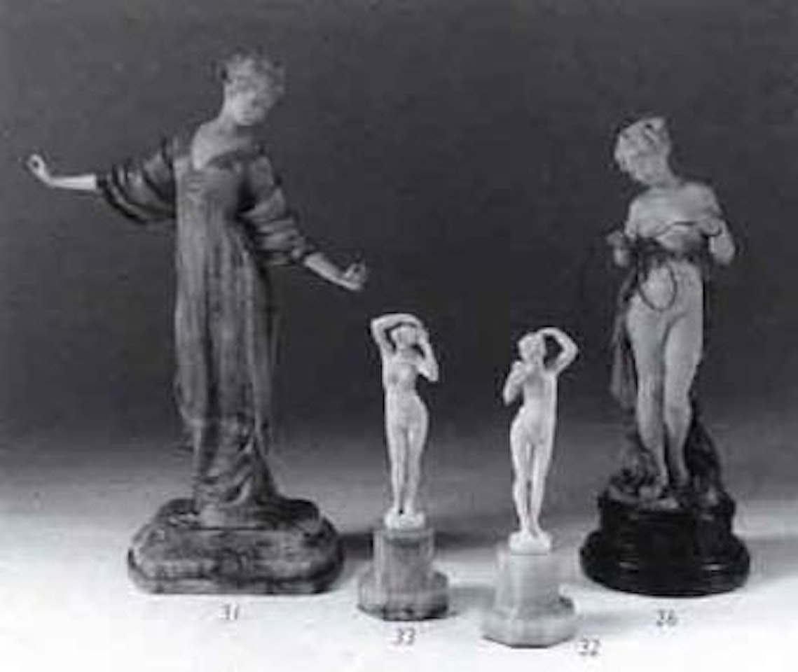 Femme nue dehanchee, bras leves by Ferdinand Preiss