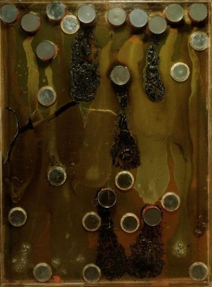 Colee de boites de peinture by Arman