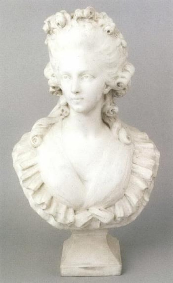 Bust of noblewoman by French School