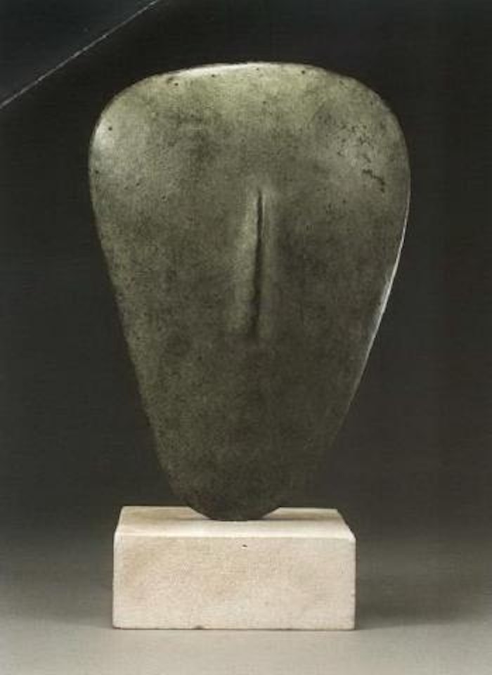 Head by William Turnbull
