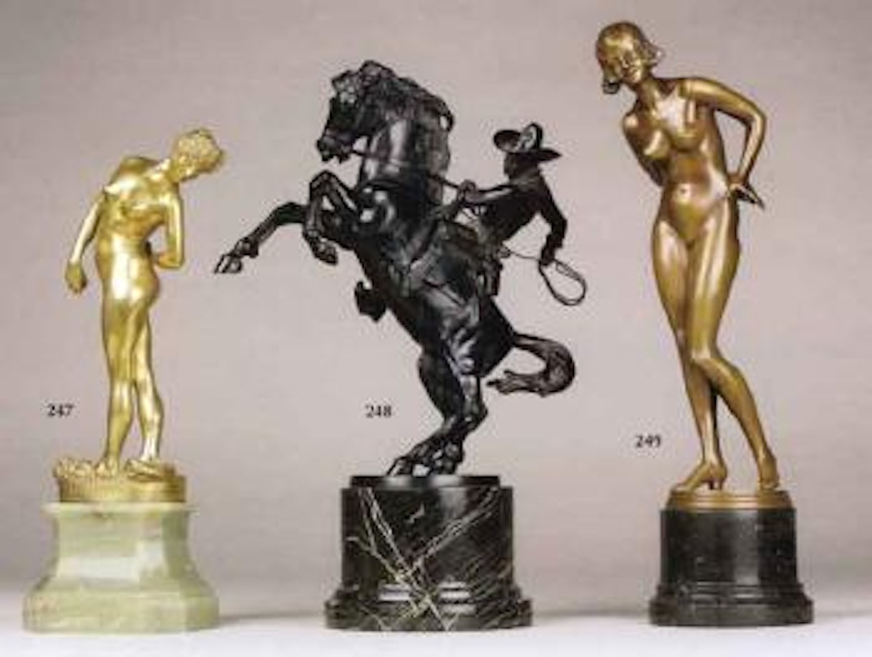 Joueuse de boules by Jean Léon Gérome