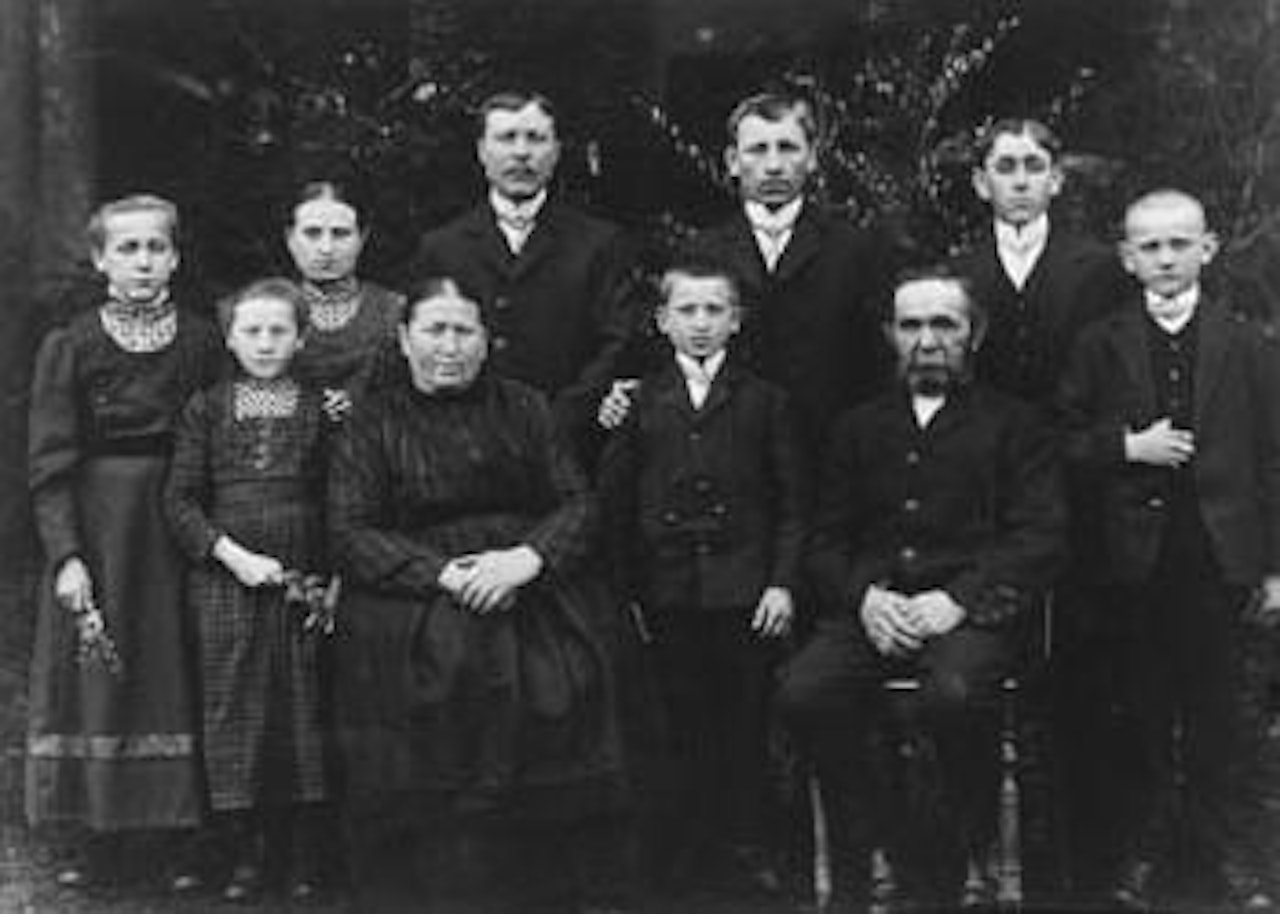 Family portrait by August Sander