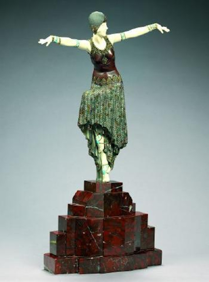 Paillettes by Demetre Chiparus