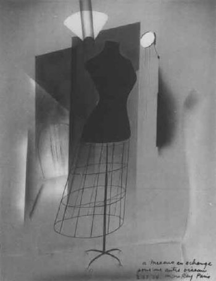 Cage d'oiseau by Man Ray