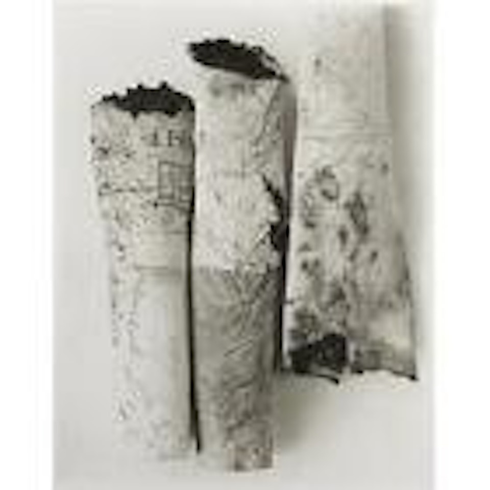Cigarett no 52, New York by Irving Penn