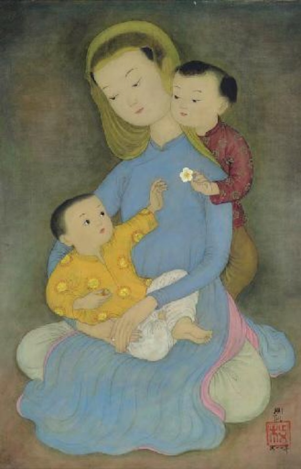 Mother with two children by Mai Trung Thu