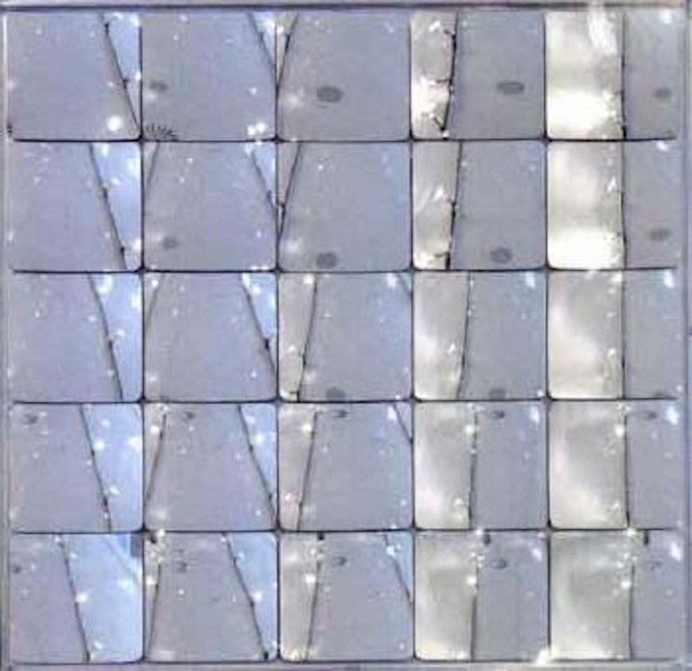 Mirror object by Adolf Luther