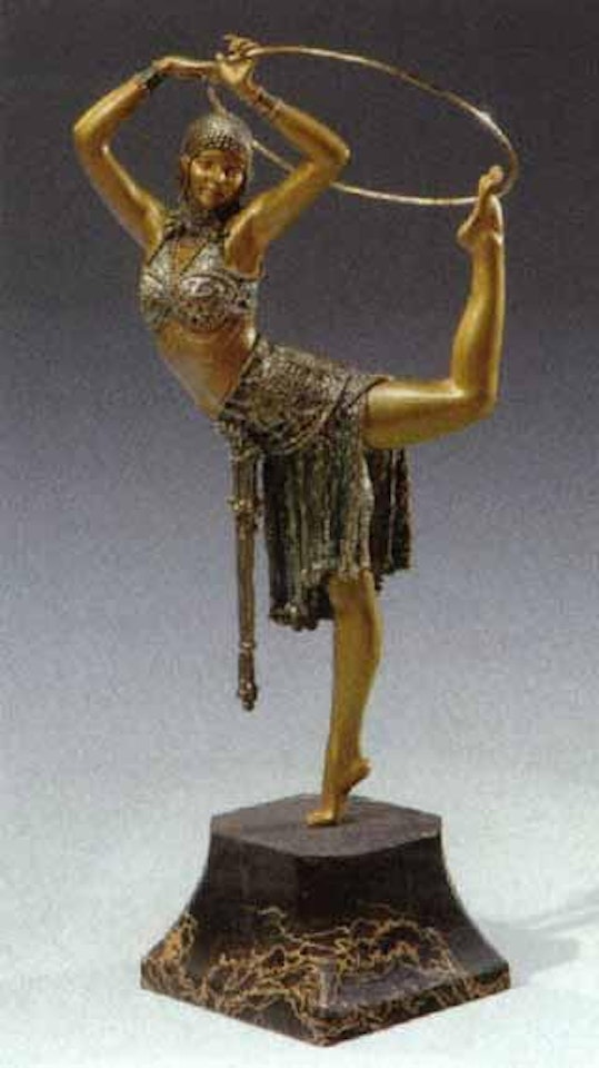 Danseuse au cerceau by Demetre Chiparus