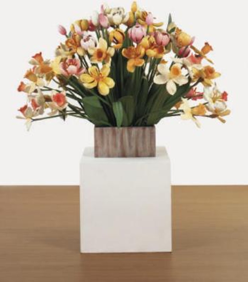 Small Vase of Flowers by Jeff Koons