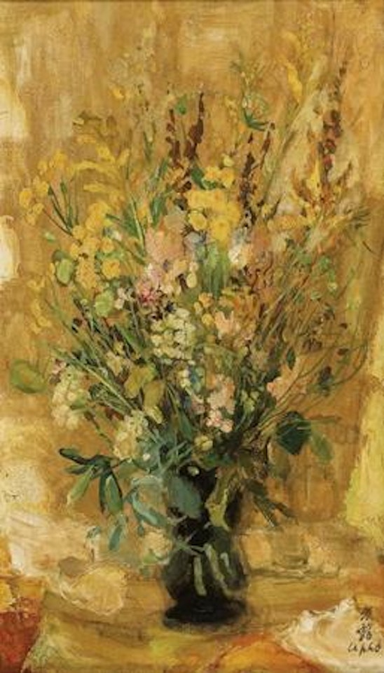 Bouquet of flowers on yellow background by Le Pho