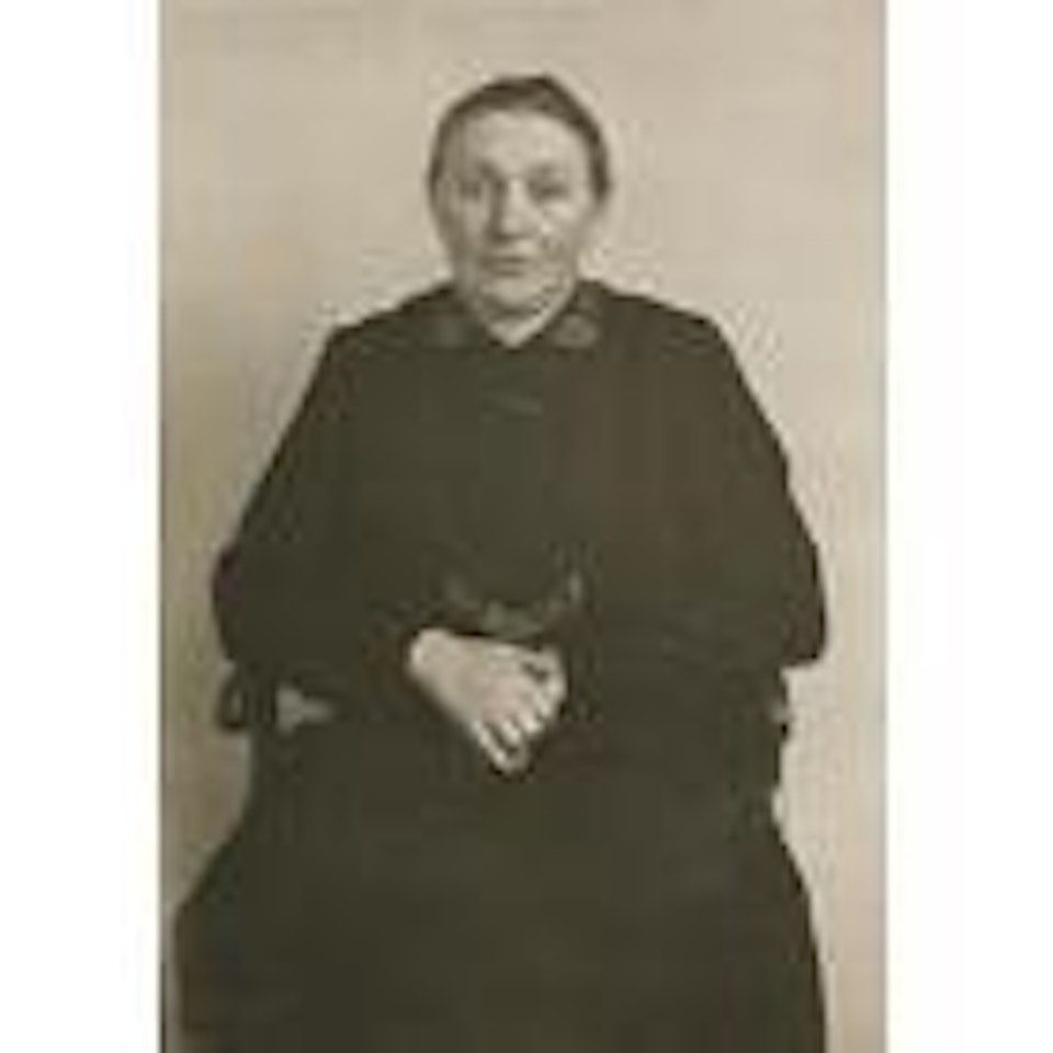 Emma Causemann Geb. Leisse by August Sander