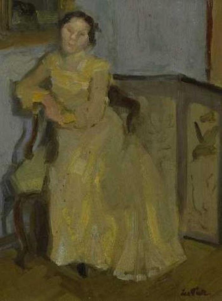Sitzende Dame vor einem Paravent by Leo Putz